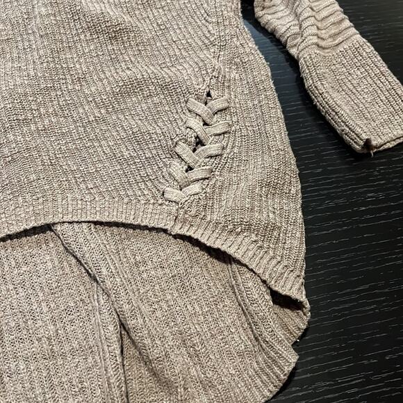 Express Chunky Knitted Brown Sweater Size Small - Picture 4 of 6